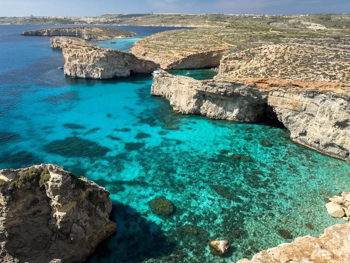 Crystal Lagoon Snorkeling, Comino